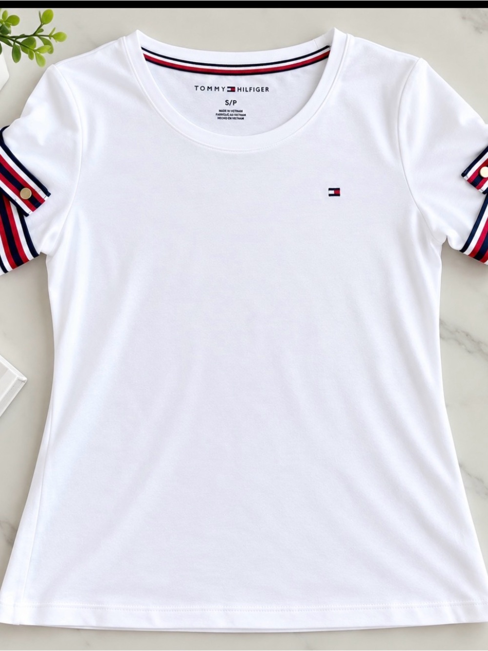 Tommy Hilfiger White Short Sleeve Tee with Navy & Red Trim